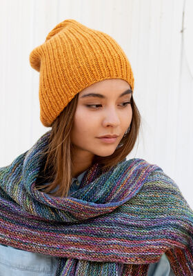 RIBSTRIKKET HUE Alta Moda Cashmere 16 fra Lana Grossa