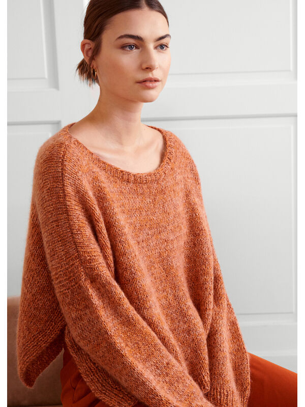 Lana Grossa GLATTSTRIKKET SWEATER Silkhair, Ecopuno & Brillino - Strikkeopskrift (SE)