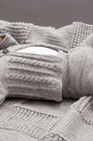Lana Grossa JAKKE, BUKSER, HUE OG SKO Cool Wool Baby