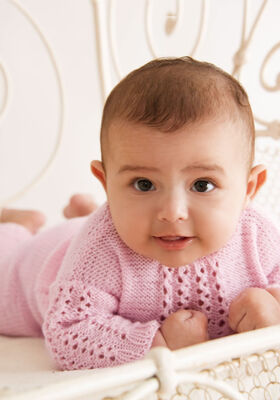 SWEATER, BUKSER OG HUE Cool Wool Baby fra Lana Grossa