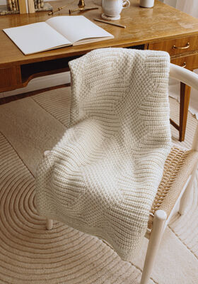 PLAID Alta Moda Cashmere 16 - Strikkeopskrift (SE) fra Lana Grossa