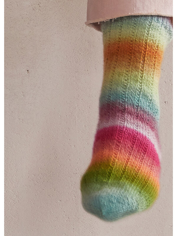 Lana Grossa BAS-SOKKER Meilenweit 100g Color Mix Multi - Strikkeopskrift (NO)