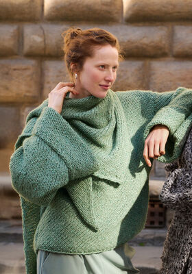 DIAGONALSTRIKKET SWEATER Lucciola fra Lana Grossa