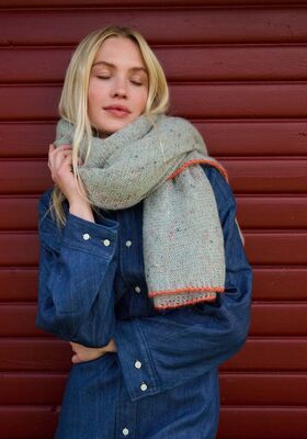 HÆKLET SJAL Natural Superkid Tweed & Silkhair fra Lana Grossa