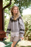Lana Grossa SWEATER MED RUNDT BÆRESTYKKE Landlust Naturwolle
