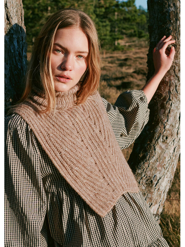 Lana Grossa HALSEDISSE Natural Alpaca Pelo