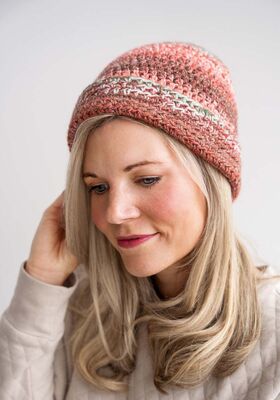 HÆKLET HUE Gomitolo (Christmas Edition Lurex) - Hækleopskrift (SE) fra Lana Grossa