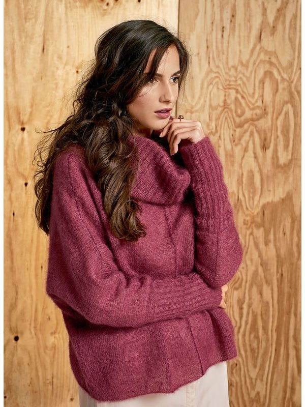 Lana Grossa SWEATER MED FLAGERMUSÆRMER OG RULLEKRAVE Silkhair