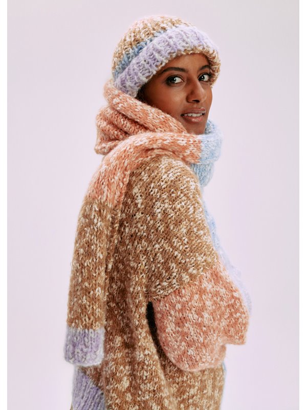 Lana Grossa SJAL Lala Berlin Buffy - Strikkeopskrift (SE)