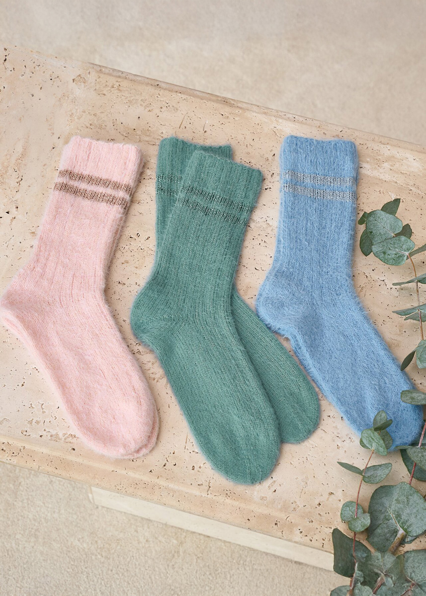 SOKKER MED GLITTER Cosy Socks & Brillino fra Lana Grossa