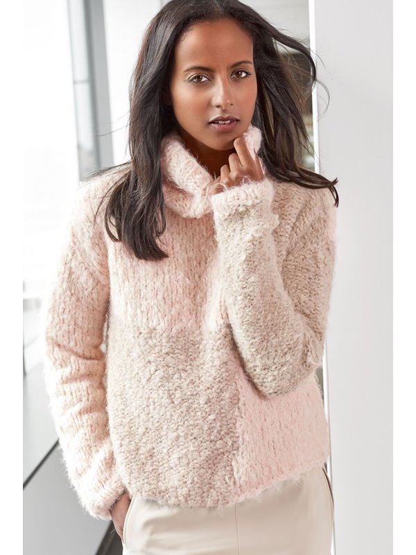 Lana Grossa SWEATER I TO FARVER Lala Berlin Hairy