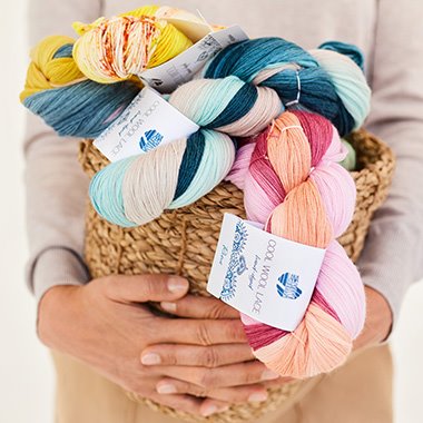 Hand-dyed <br> garn